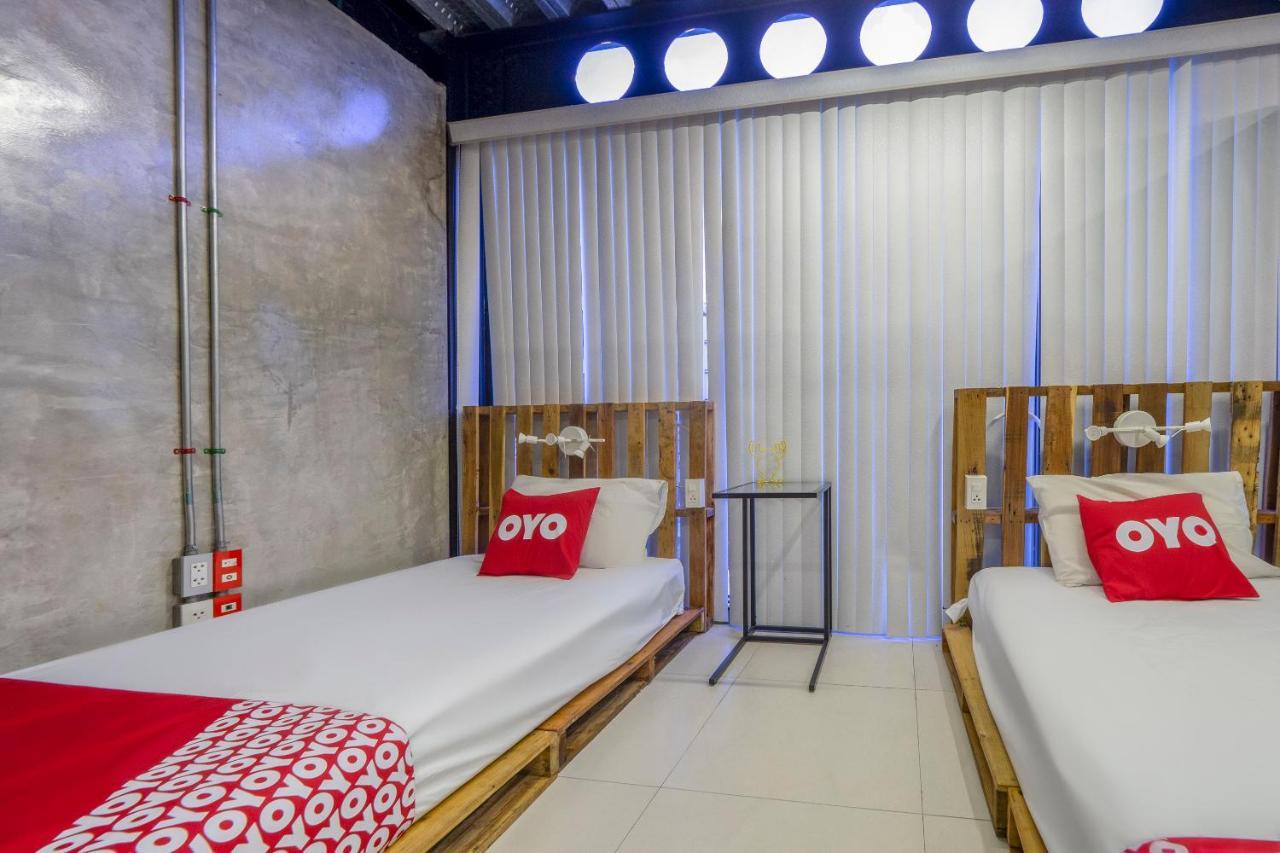 Oyo 1084 Guyasuka Ratchada Otel Bangkok Dış mekan fotoğraf