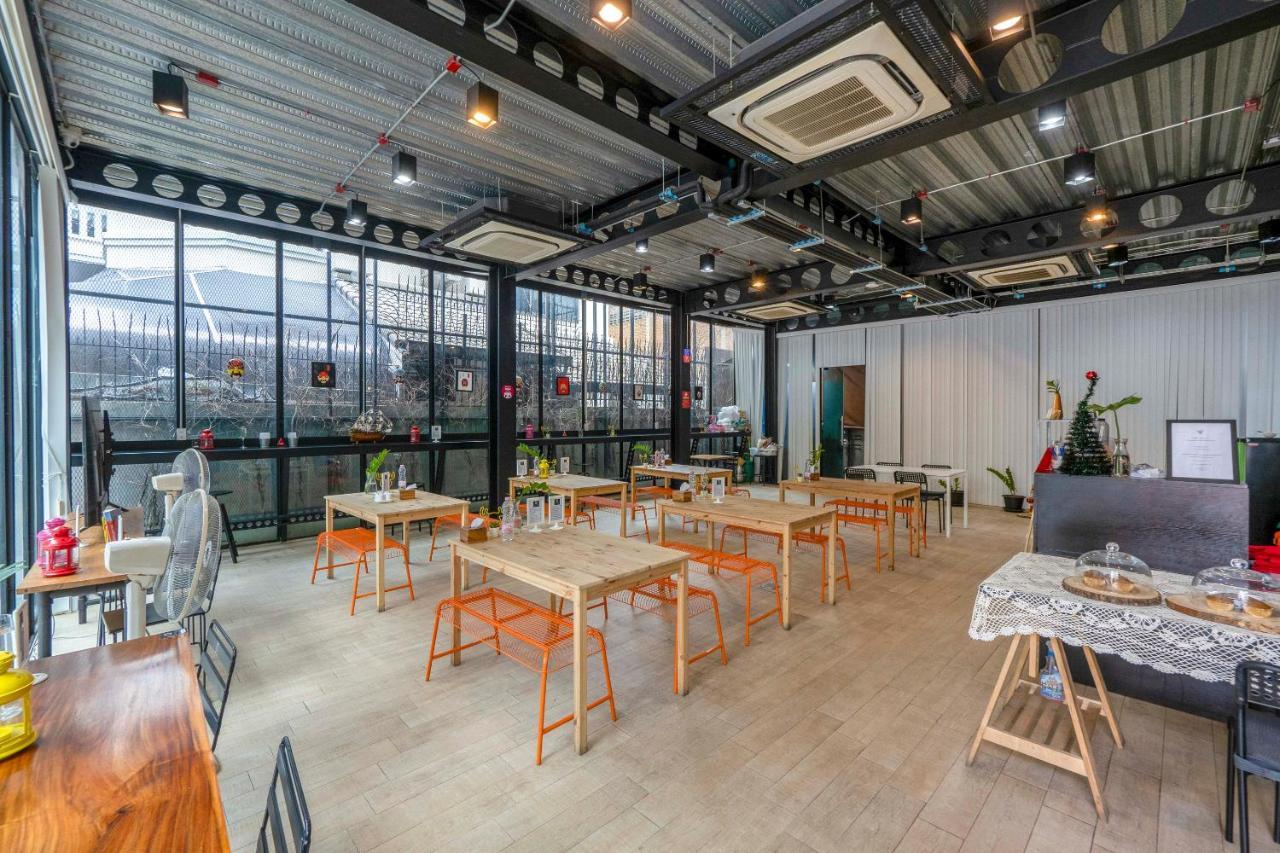 Oyo 1084 Guyasuka Ratchada Otel Bangkok Dış mekan fotoğraf