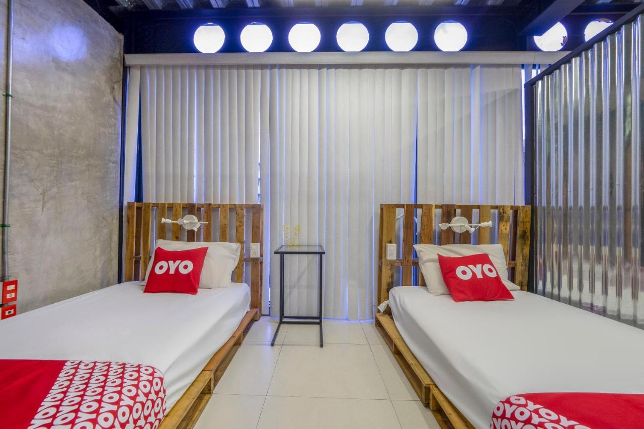 Oyo 1084 Guyasuka Ratchada Otel Bangkok Dış mekan fotoğraf