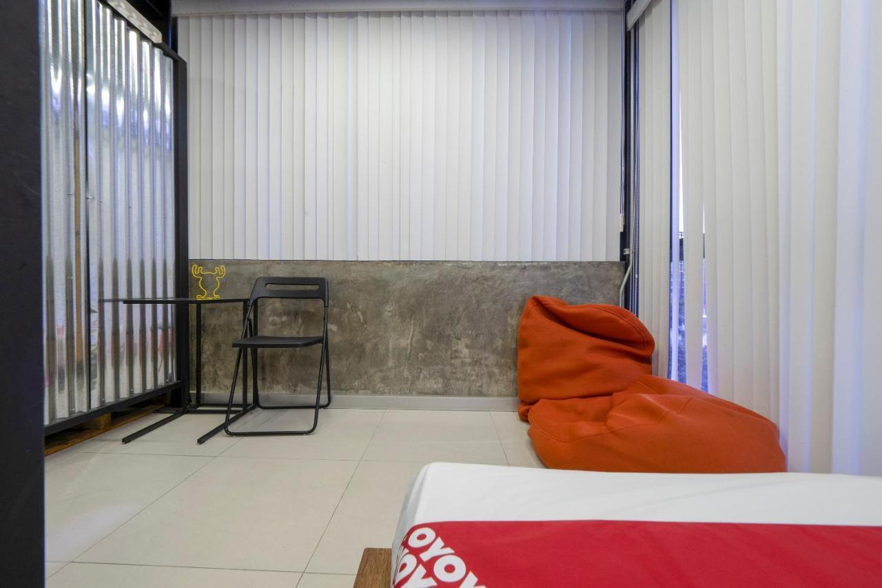 Oyo 1084 Guyasuka Ratchada Otel Bangkok Dış mekan fotoğraf