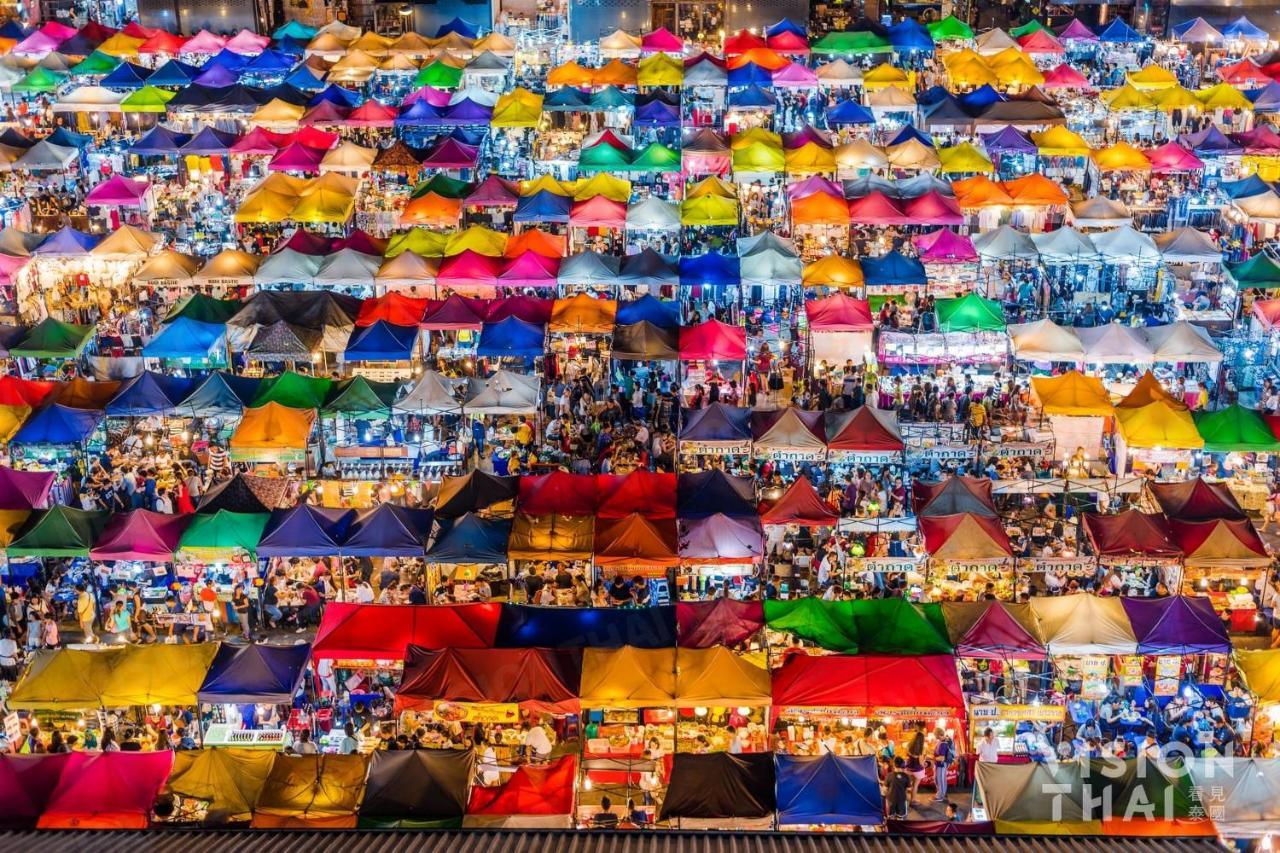 Oyo 1084 Guyasuka Ratchada Otel Bangkok Dış mekan fotoğraf